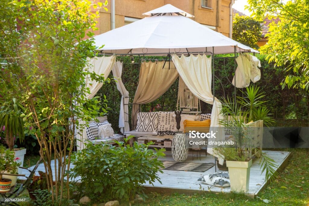 مظلة حديقة خشب